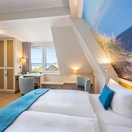 Haus Am Ruhig Gelegen 50m Zum Ostseestrand Hotel *