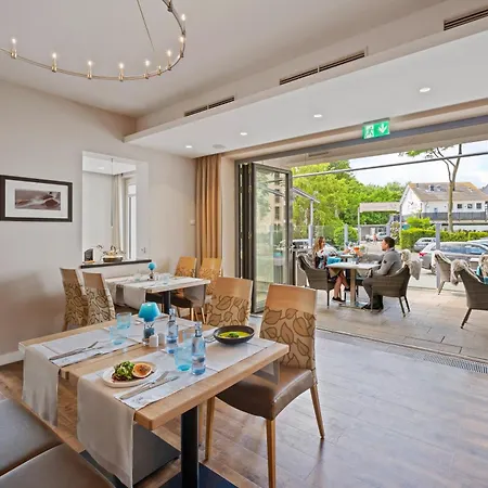 Hotel Haus Am Ruhig Gelegen 50m Zum Ostseestrand Graal-Mueritz