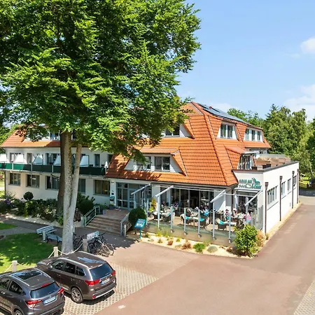 Hotel Haus Am Ruhig Gelegen 50m Zum Ostseestrand *