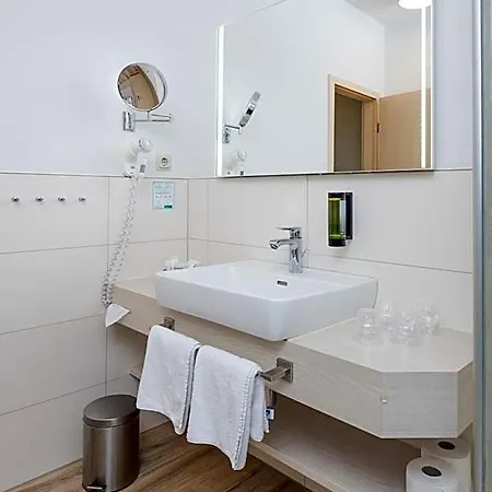 فندق Haus Am Ruhig Gelegen 50m Zum Ostseestrand *