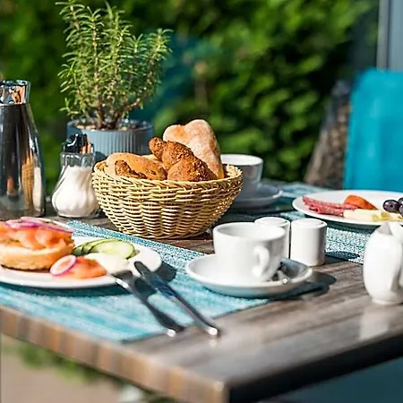 Haus Am Ruhig Gelegen 50m Zum Ostseestrand Hotel *