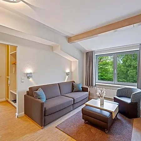 Haus Am Ruhig Gelegen 50m Zum Ostseestrand * Graal-Mueritz