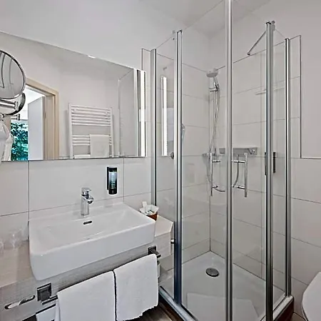 Haus Am Ruhig Gelegen 50m Zum Ostseestrand *